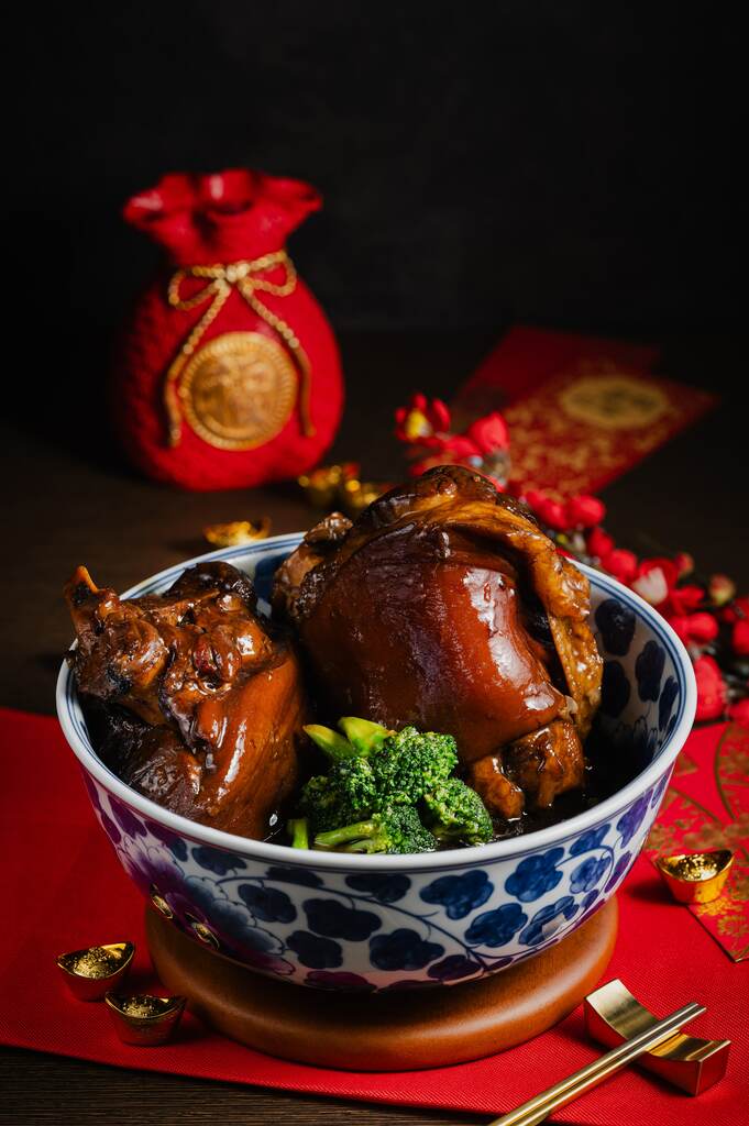Braised Imperial Pork Trotter
